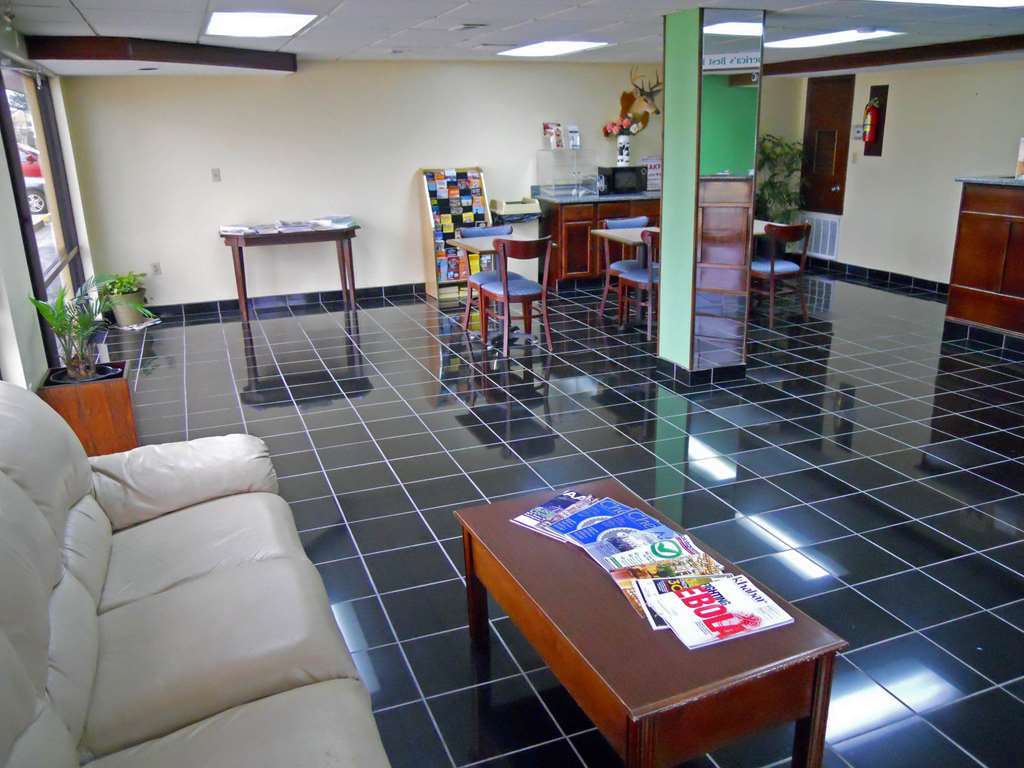 Americas Best Inn - Savannah I-95 Georgetown Интериор снимка