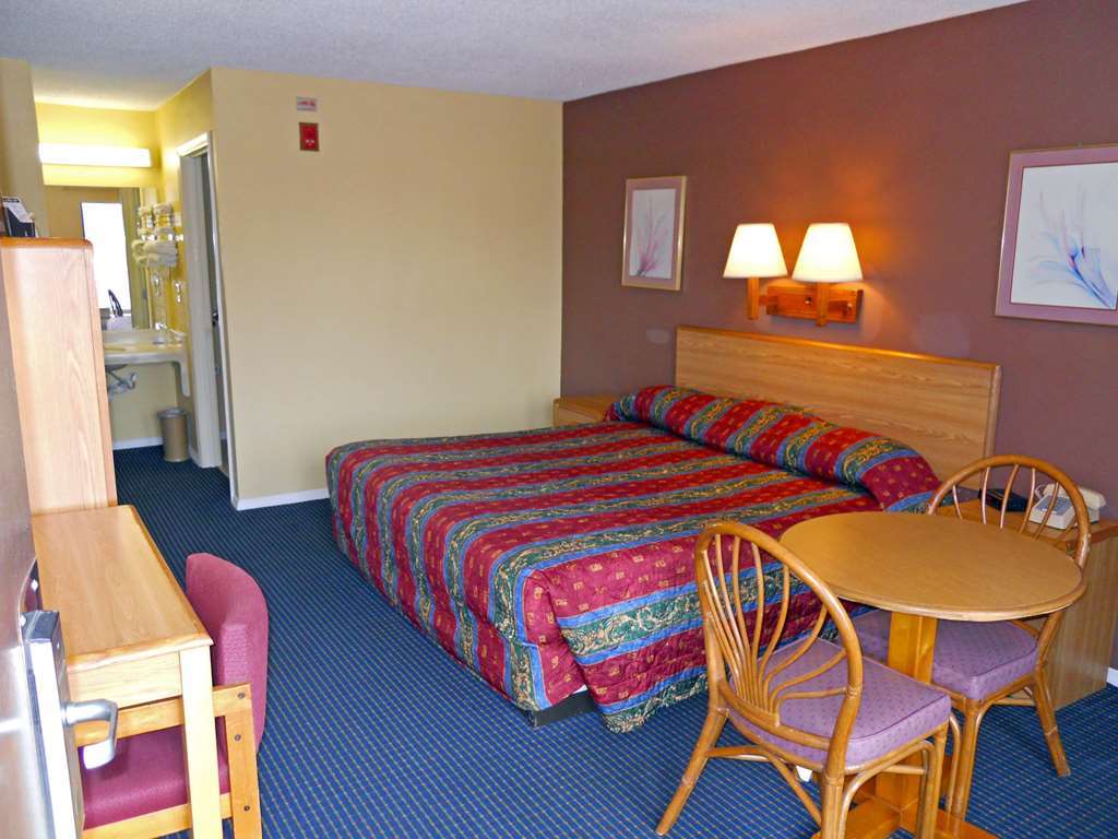 Americas Best Inn - Savannah I-95 Georgetown Стая снимка