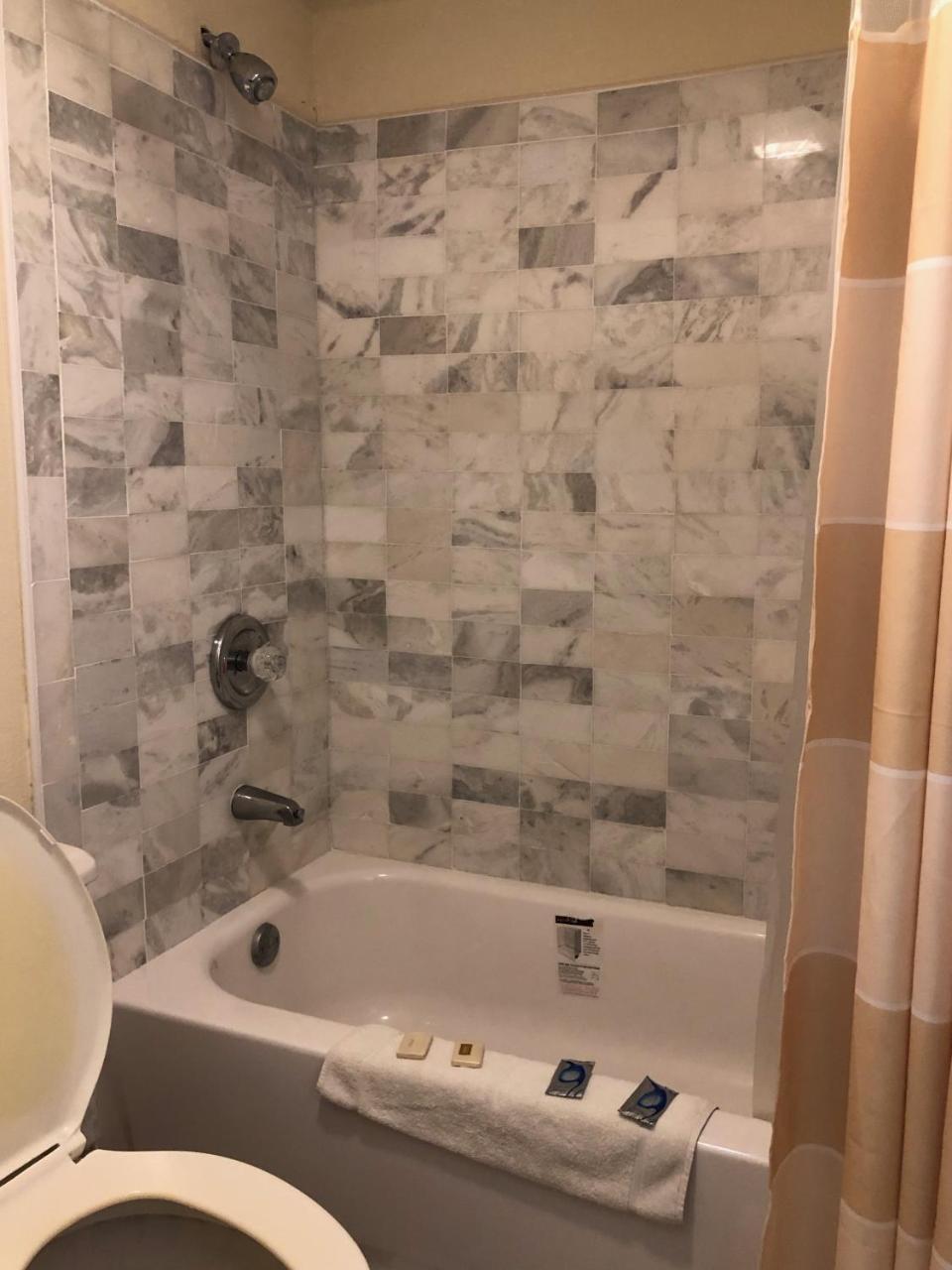 Americas Best Inn - Savannah I-95 Georgetown Екстериор снимка