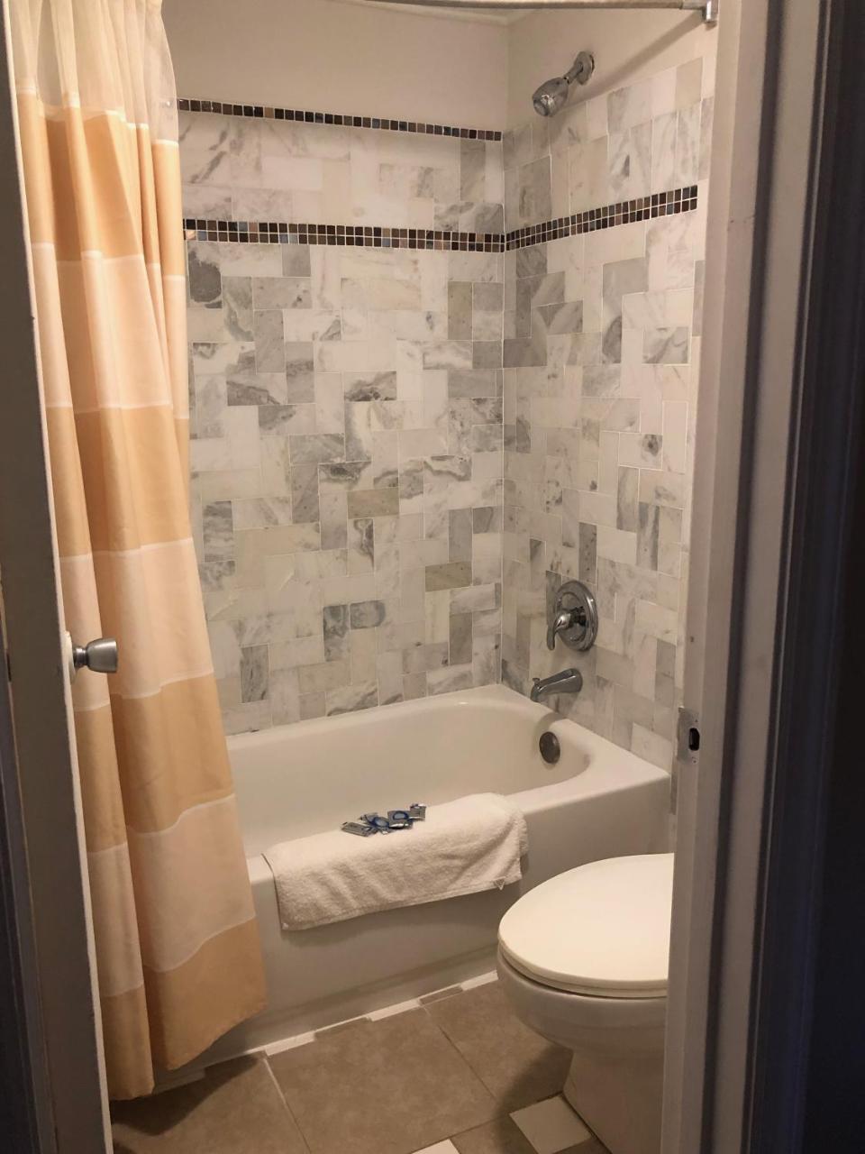 Americas Best Inn - Savannah I-95 Georgetown Екстериор снимка